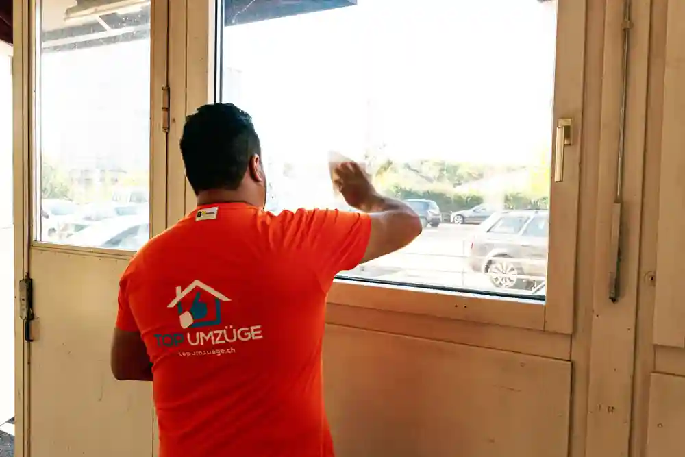 Umzugskarton, Umzugskisten,Umzugslift,Umzugsofferte,Umzugsplaner,Umzugspreise,Umzugsrechner,Umzugsservice,Umzugsspedition,Umzugsunternehmen Zürich,Umzugswagen